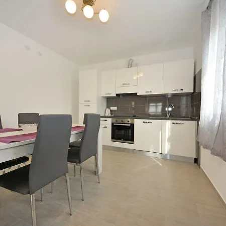 Holiday Mia Holiday home Milovci